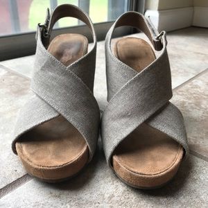 Aerosoles Chambray sandals